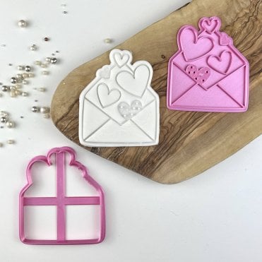 Envelope of Hearts Cookie