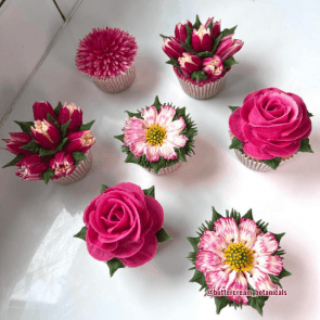 Floral Cupcakes Lookbook: Piping Perfection