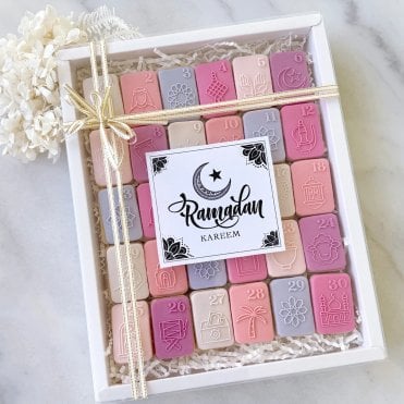 Ramadan Calendar Set – A Luxurious Countdown to Eid with Exquisite Festive Cookies