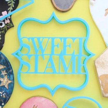 Blank Canvas by Sweet Stamp - Plaque Cutter